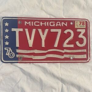 Vintage Authentic 1976 Michigan Bicentennial License Plate
